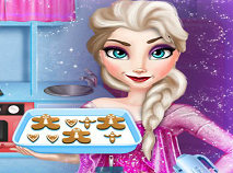Elsa Cooking Gingerbread 